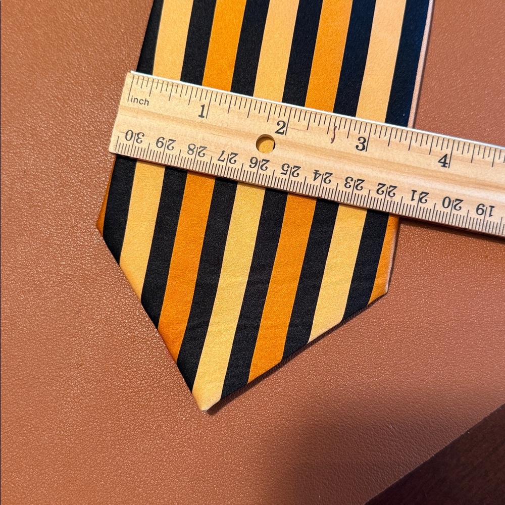 Stacy Adams Orange and Black Silk Tie - Picture 11 of 11